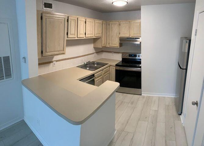 1760 NE Palm Cove Boulevard 306 — photo 3