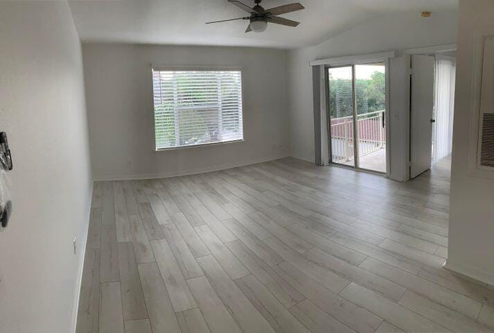 1760 NE Palm Cove Boulevard 306 — photo 5