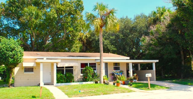 512 S 6th Street, Fort Pierce, FL 34950