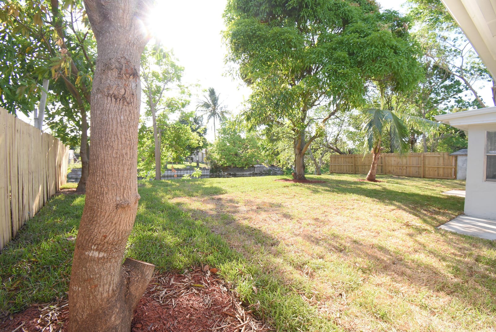 3541 NW 37th Avenue, Lauderdale Lakes, FL 33309 photo 2