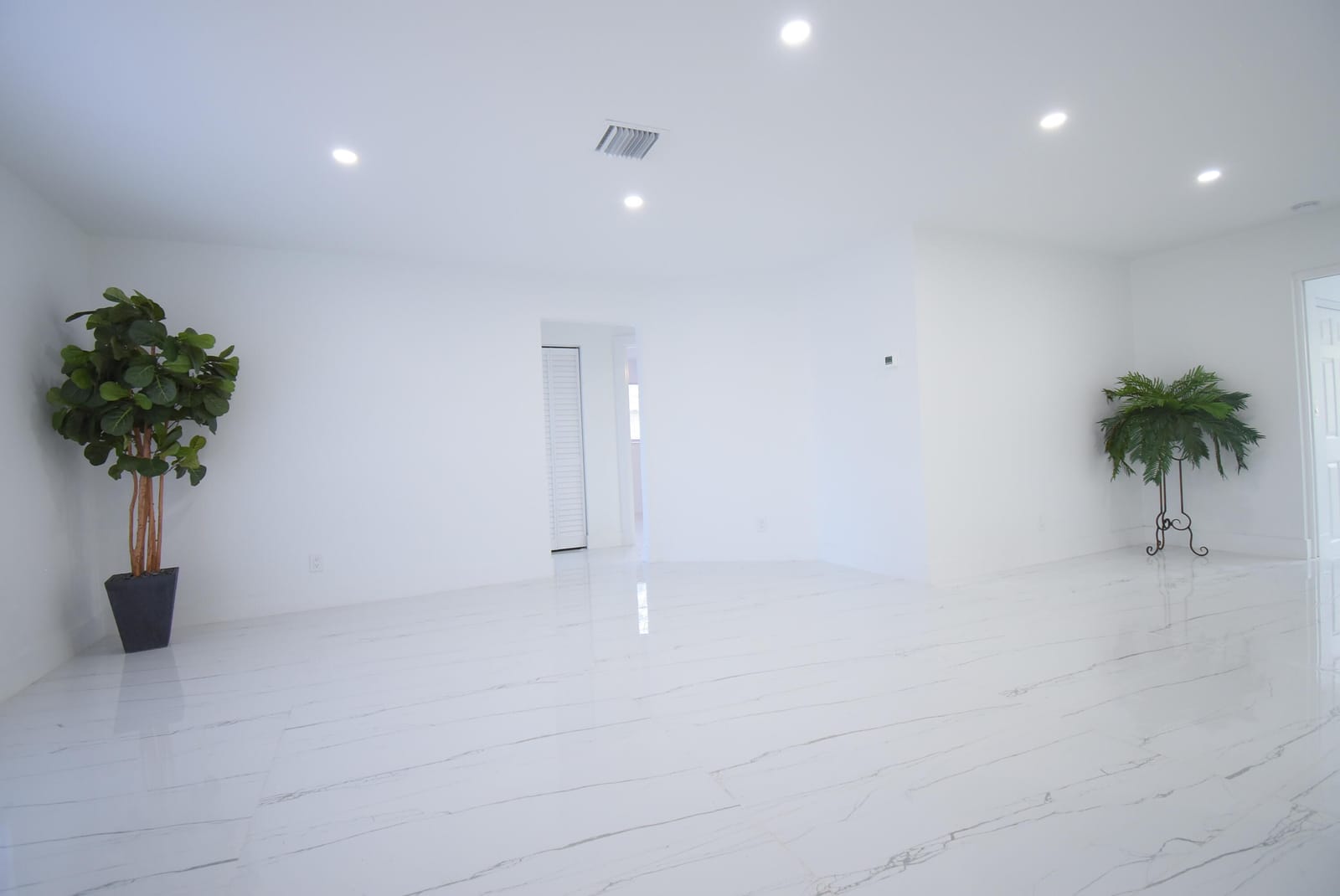 3541 NW 37th Avenue, Lauderdale Lakes, FL 33309 photo 15
