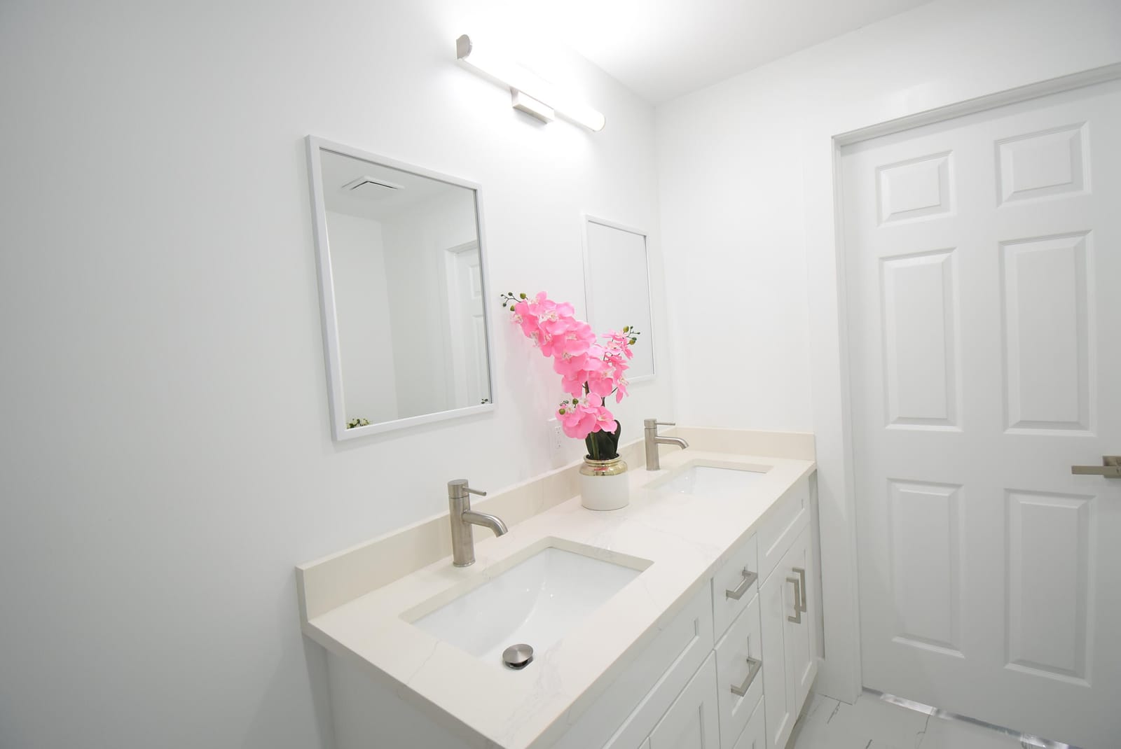 3541 NW 37th Avenue, Lauderdale Lakes, FL 33309 photo 17