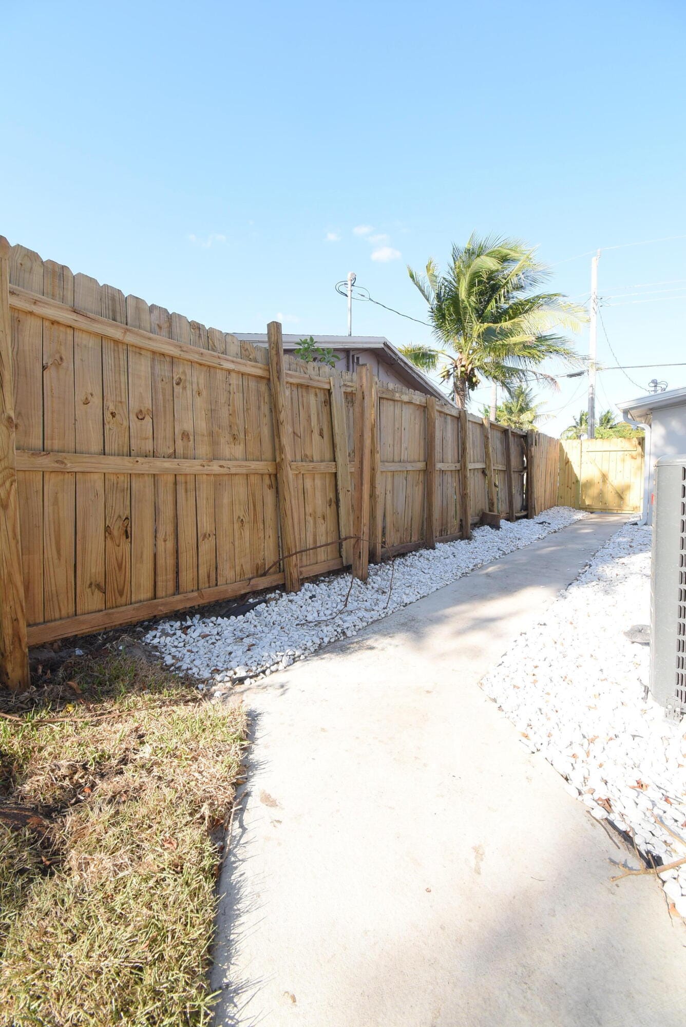 3541 NW 37th Avenue, Lauderdale Lakes, FL 33309 photo 23