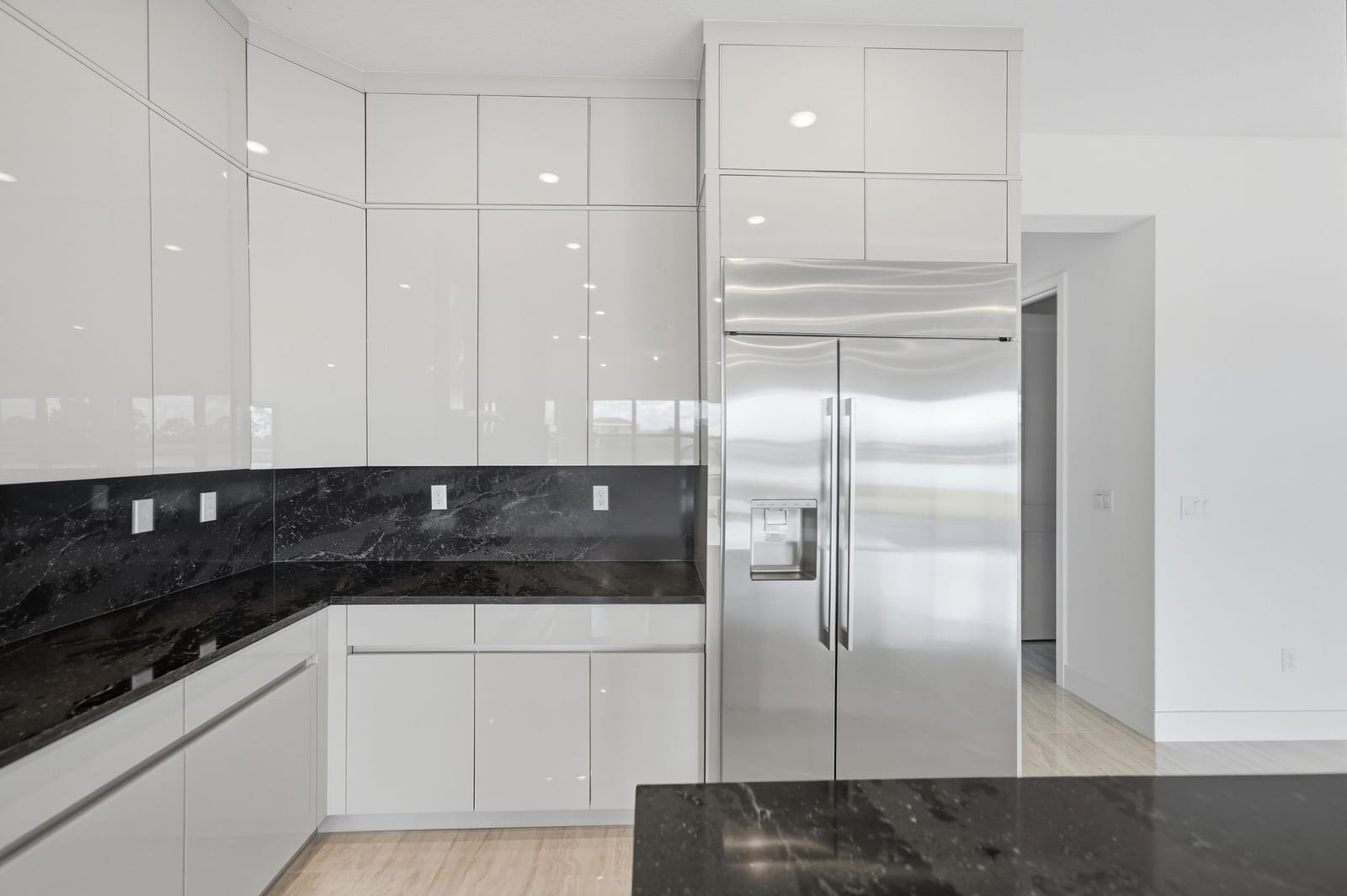 7605 Bridle Trail Way — photo 10