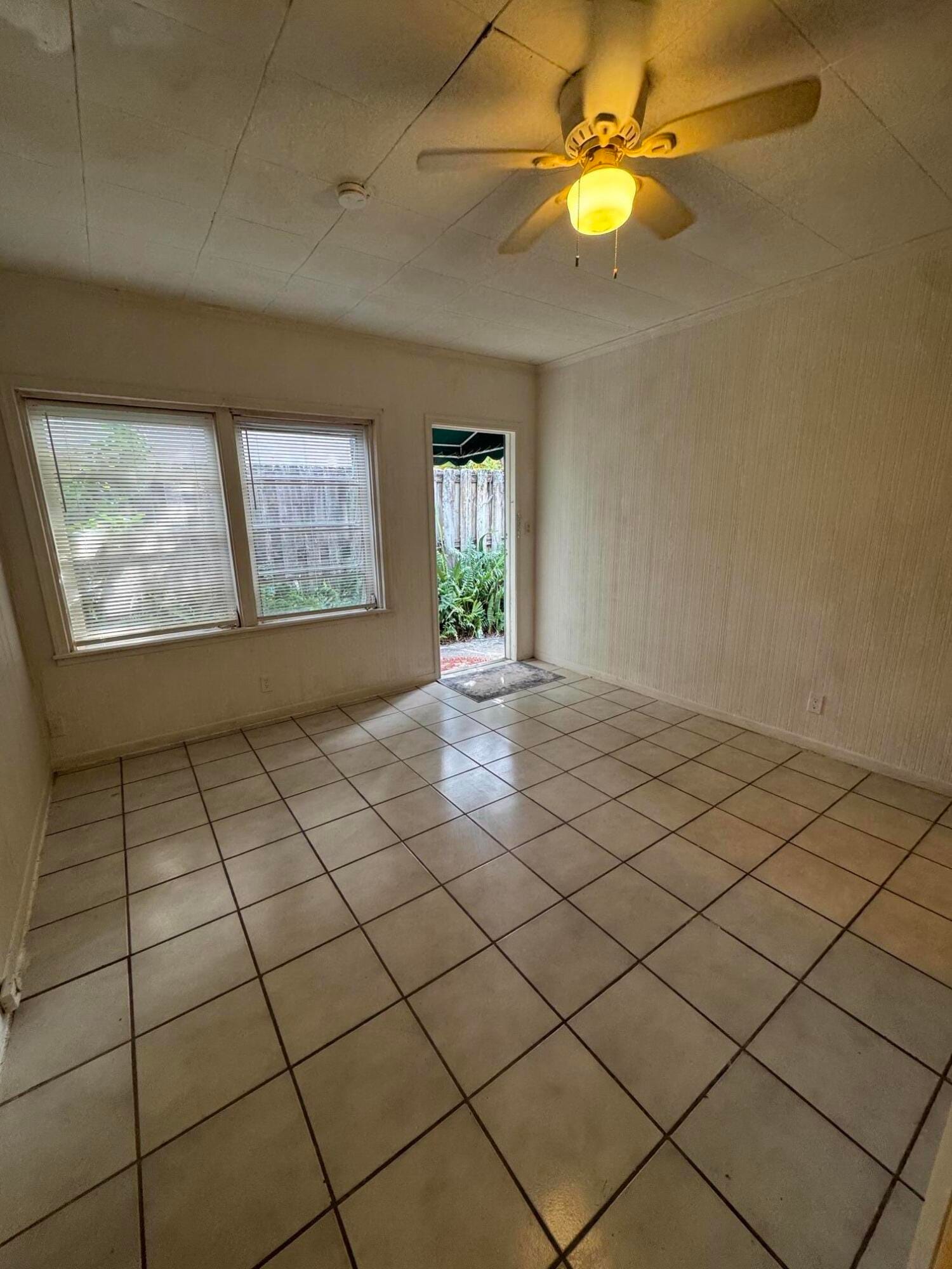 1217 SE 1ST Street, Fort Lauderdale, FL 33301 photo 2
