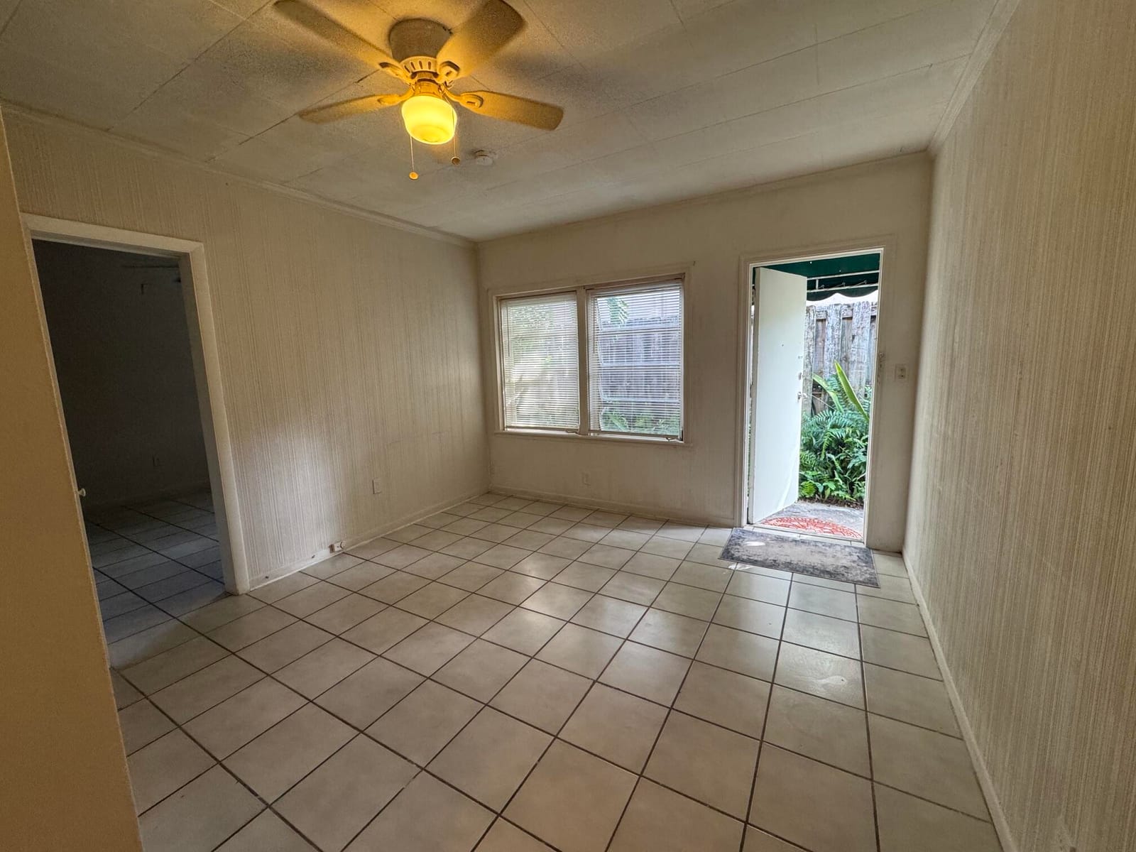 1217 SE 1ST Street, Fort Lauderdale, FL 33301 photo 3