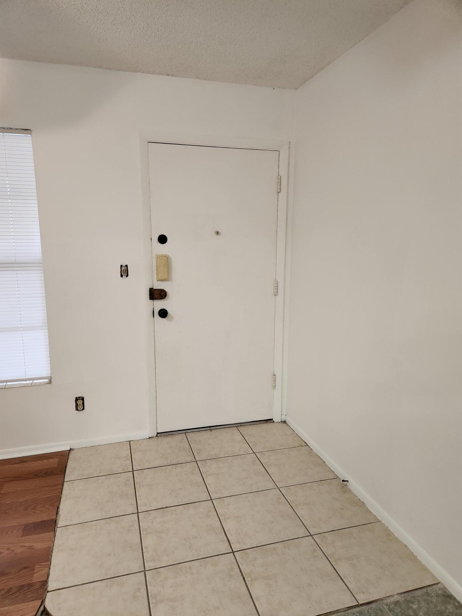 2901 NW 47th Terrace 143C — photo 2