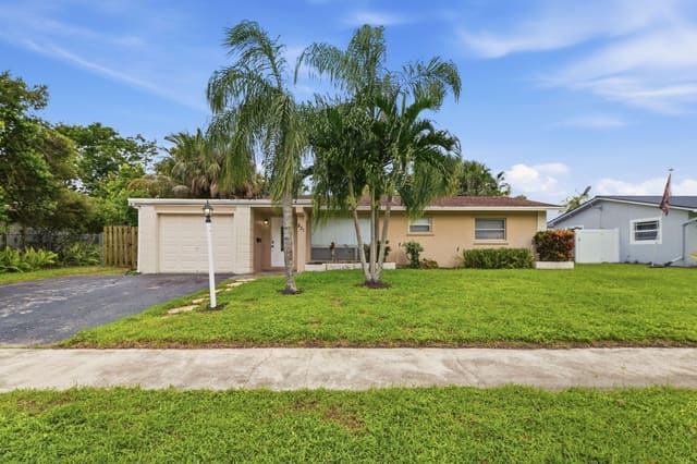 831 NW 43RD Avenue, Coconut Creek, FL 33066