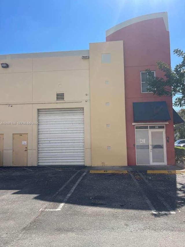 6020 NW 99th Avenue 315, Doral, FL 33178