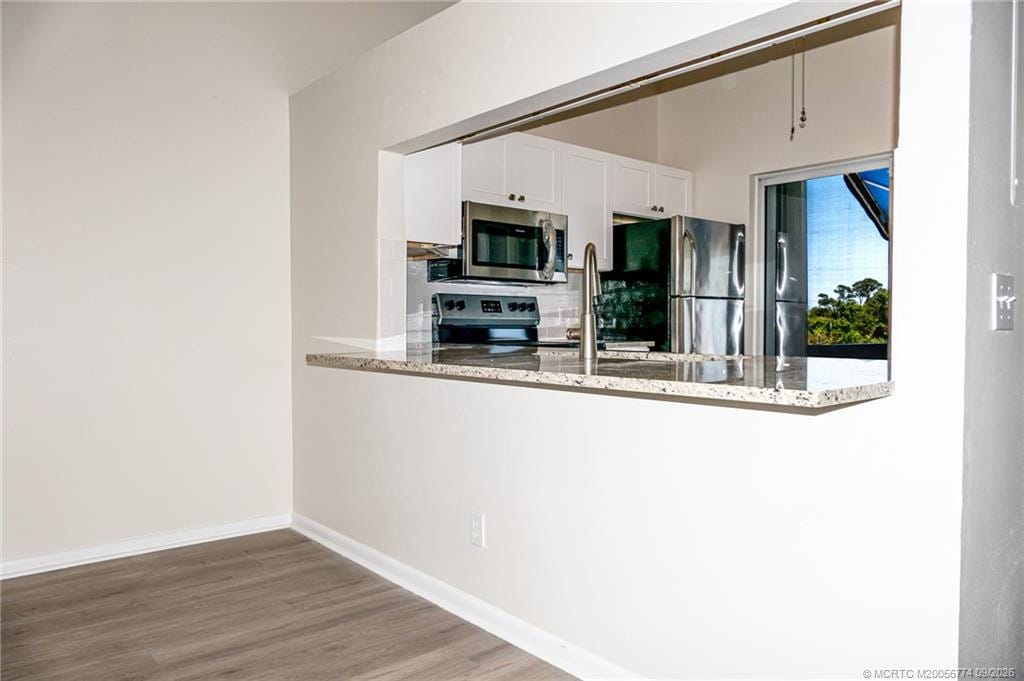 1585 NE Beacon Drive 1107, Jensen Beach, FL 34957 photo 7