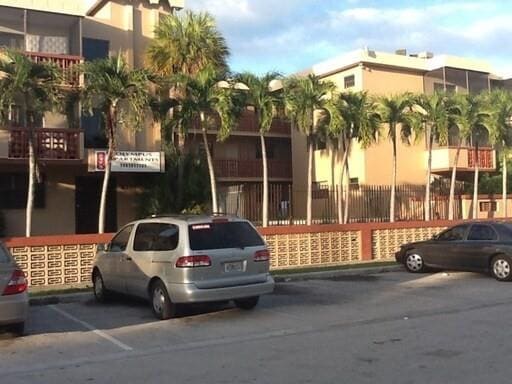2175 NE 169TH Street 209, North Miami Beach, FL 33162