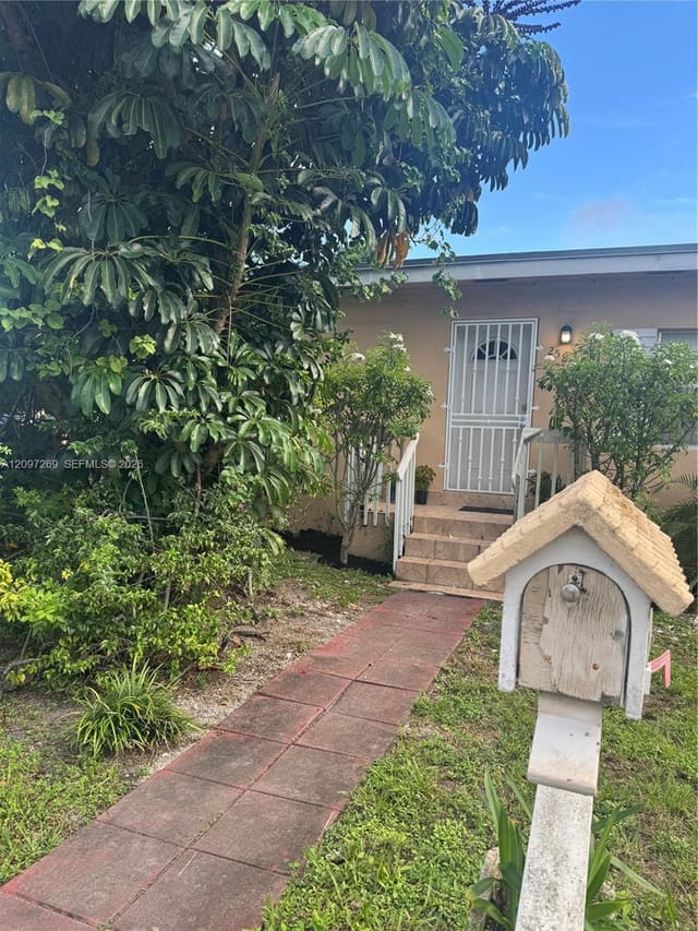 258 E 46th Street, Hialeah, FL 33013