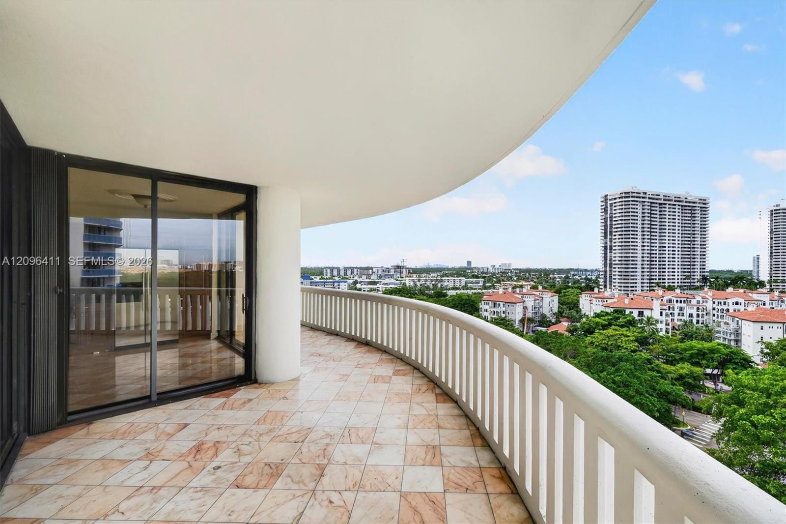 3000 Island Boulevard 1103, Aventura, FL 33160 photo 16