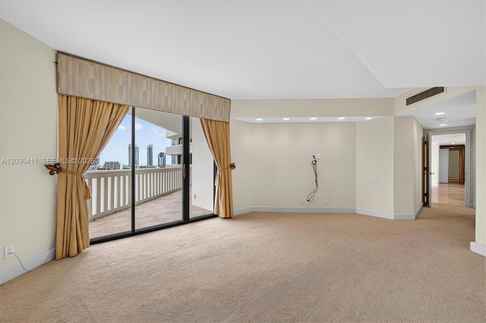 3000 Island Boulevard 1103, Aventura, FL 33160 photo 18