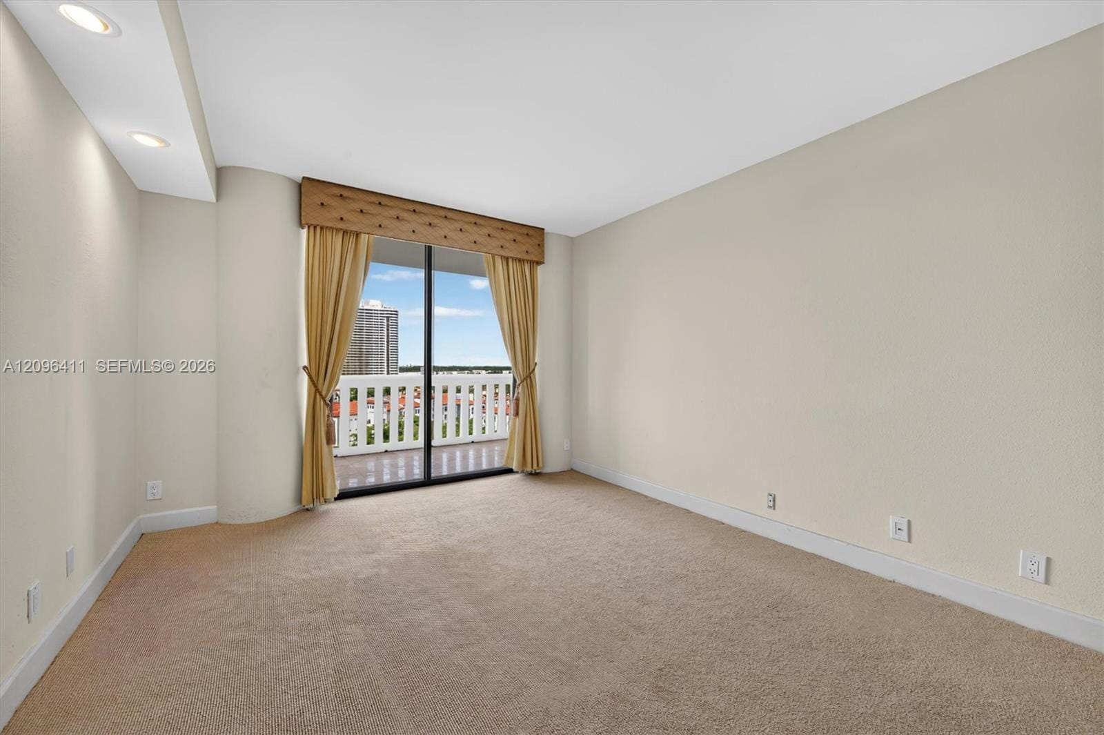 3000 Island Boulevard 1103, Aventura, FL 33160 photo 30