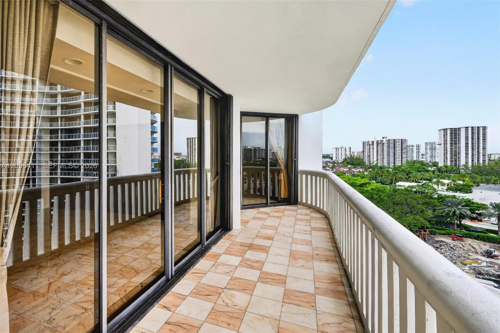 3000 Island Boulevard 1103, Aventura, FL 33160 photo 6