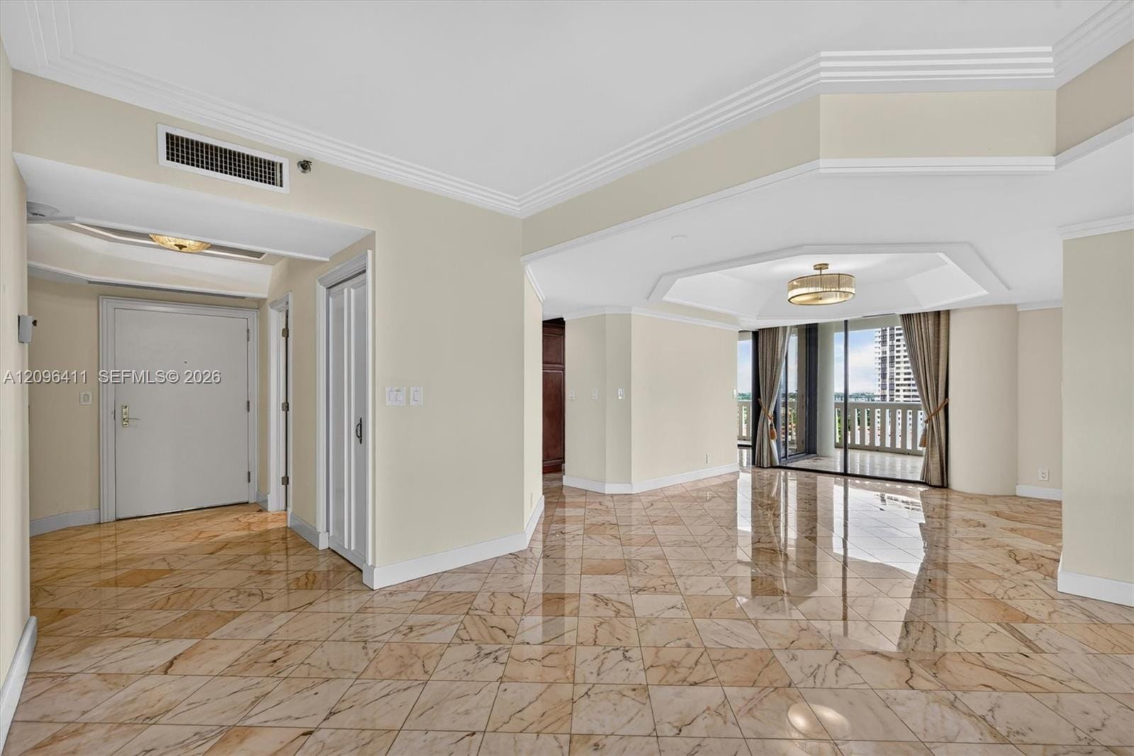 3000 Island Boulevard 1103, Aventura, FL 33160 photo 9