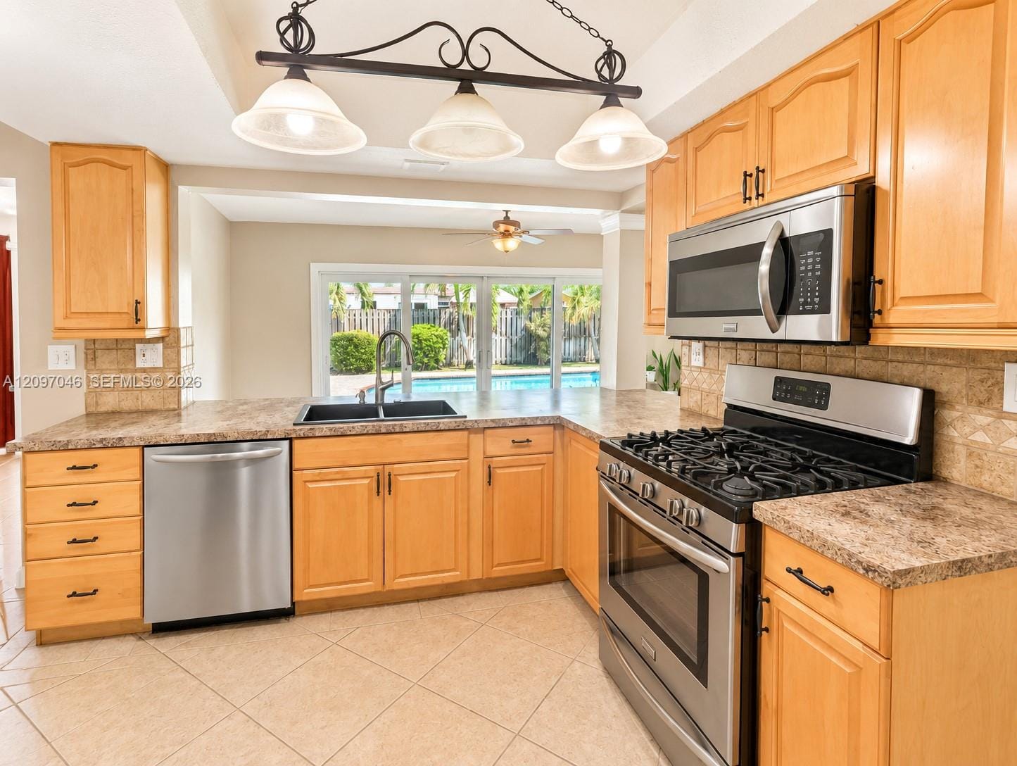 8521 NW 25th Street, Sunrise, FL 33322 photo 30
