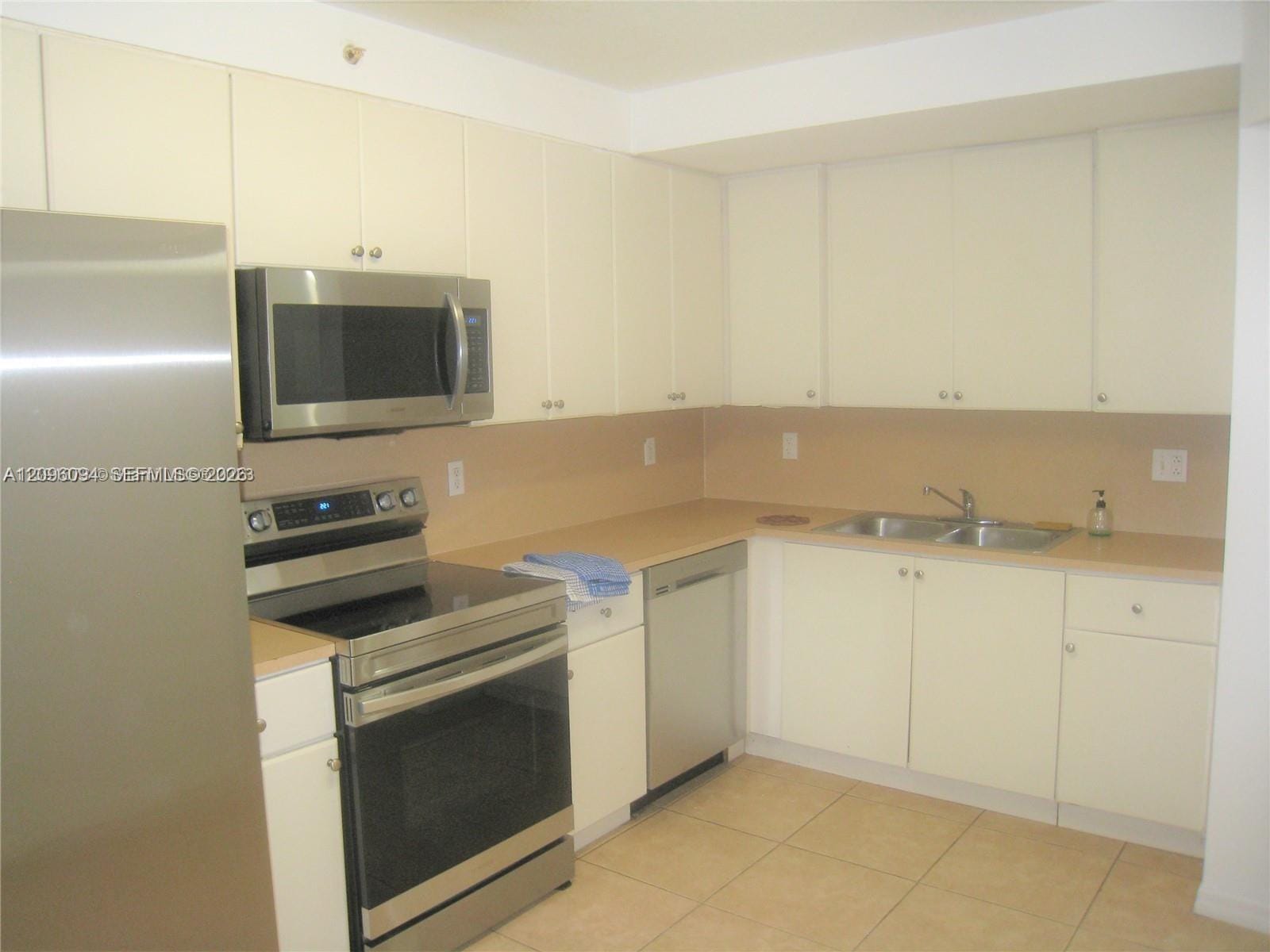 22621 SW 88th Place 202-8 — photo 7