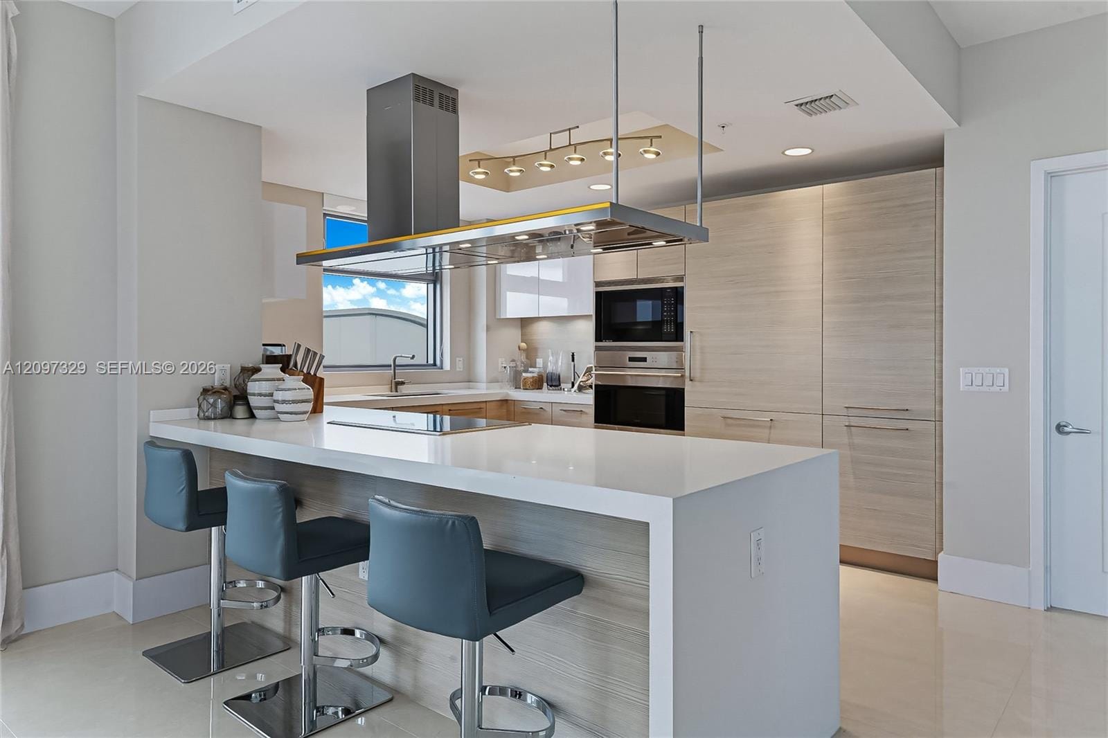 17301 Biscayne Boulevard 901 — photo 11