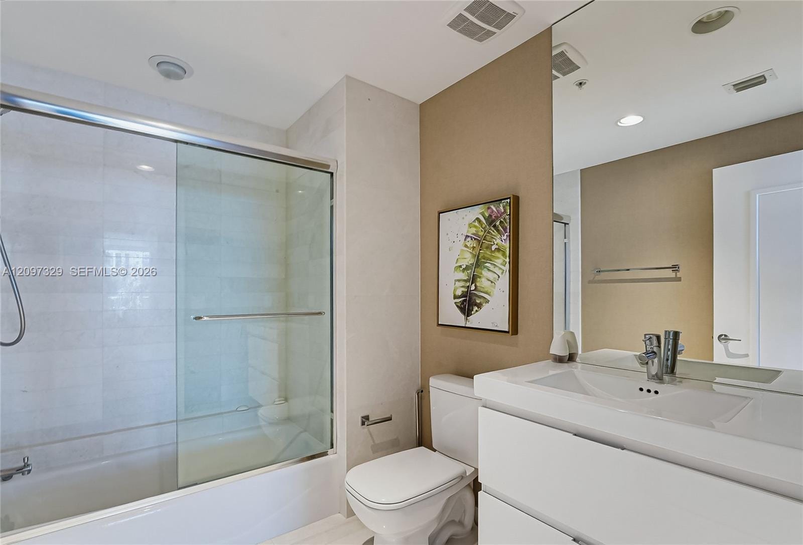 17301 Biscayne Boulevard 901, North Miami Beach, FL 33160 photo 22