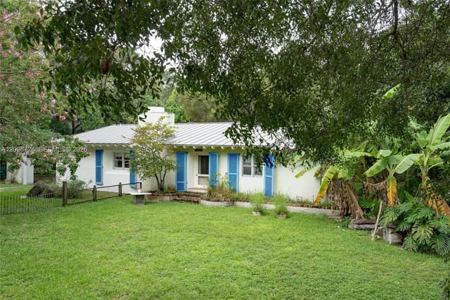 13900 Old Cutler Road, Palmetto Bay, FL 33158