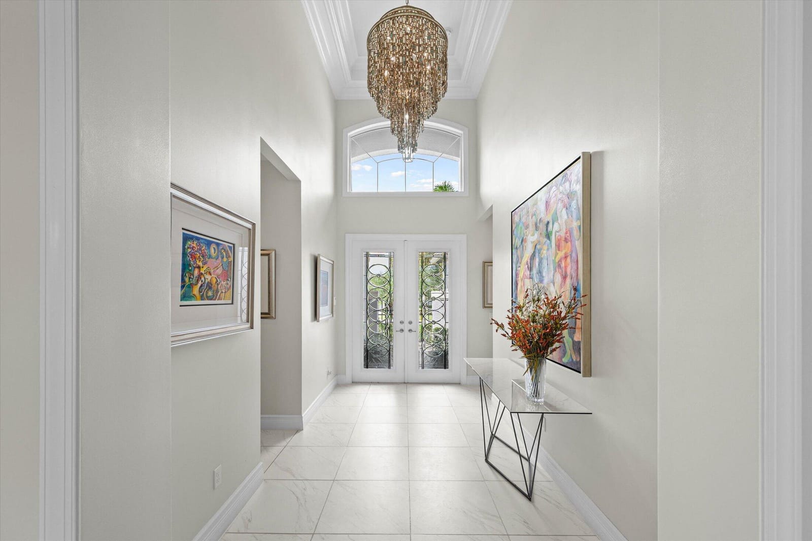 8200 MAJESTIC MOUNTAIN Drive — photo 4