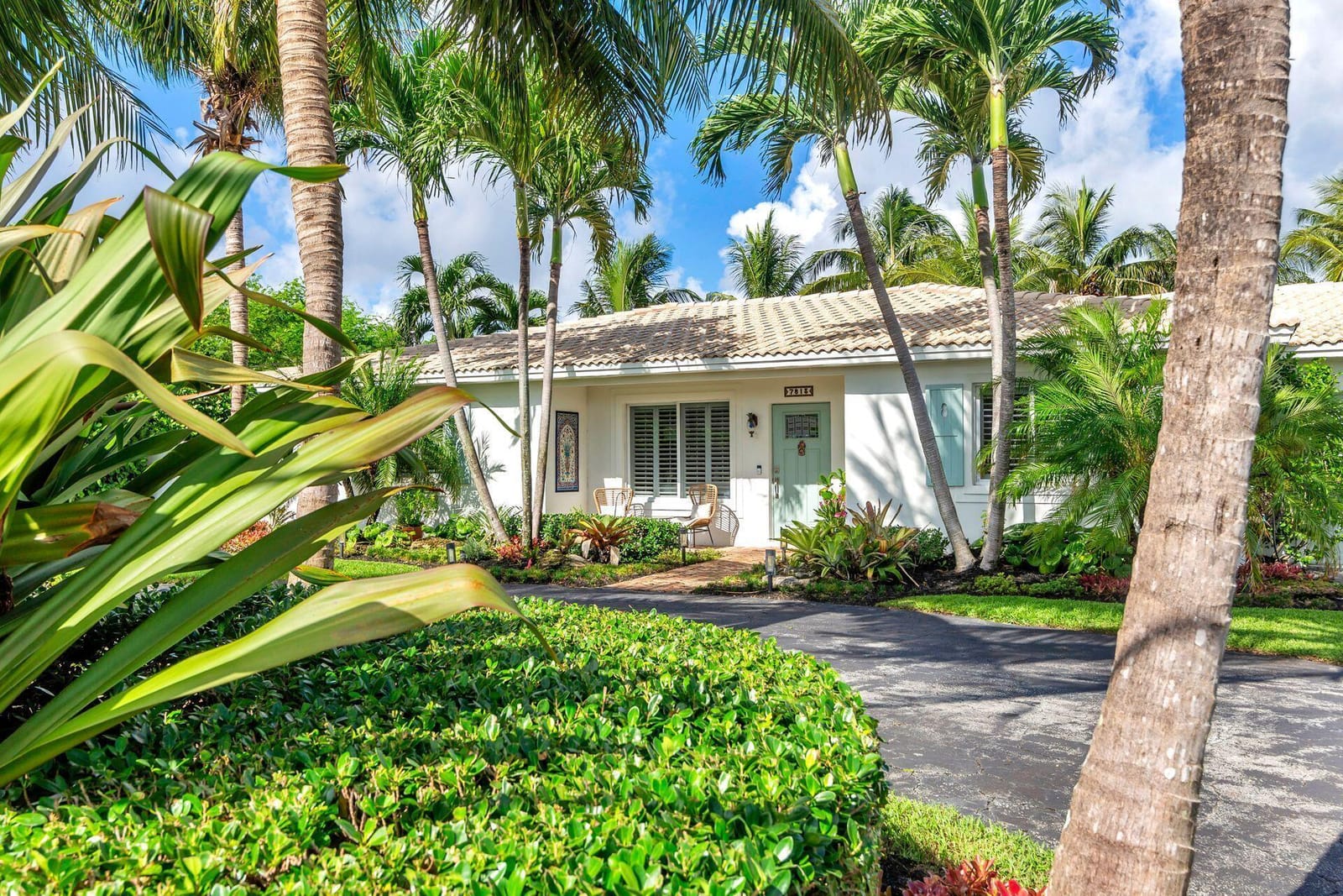 7813 Pine Tree Lane, West Palm Beach, FL 33406 photo 10