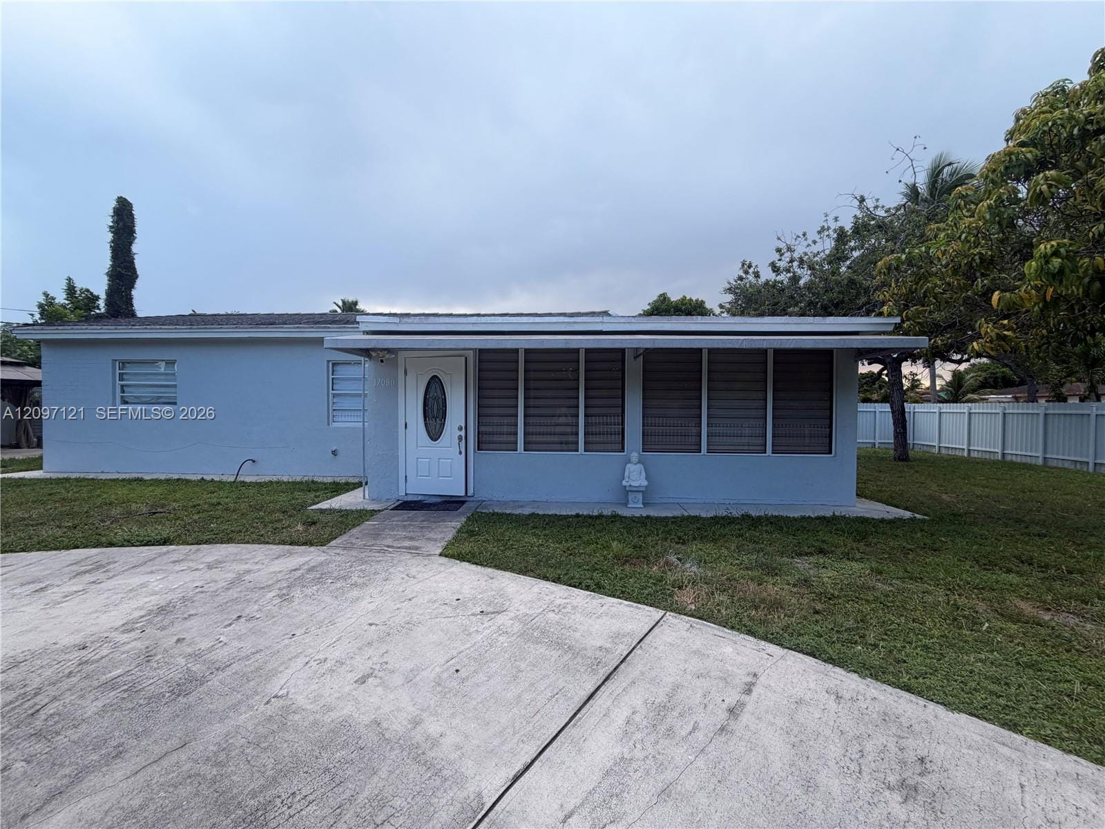 17080 NE 1st Avenue, North Miami Beach, FL 33162 photo 2