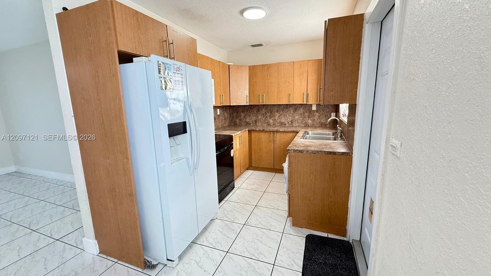 17080 NE 1st Avenue, North Miami Beach, FL 33162 photo 27