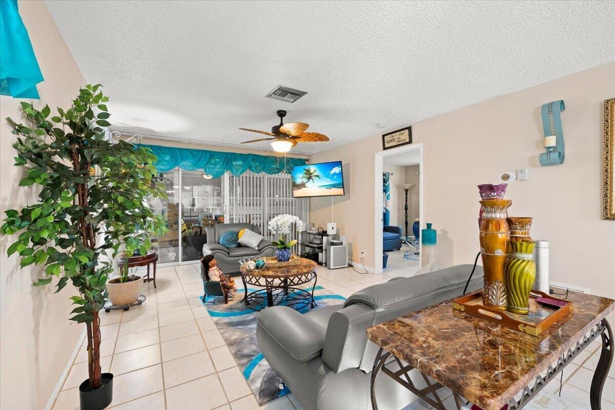 853 Meadowlark Lane 853 — photo 6