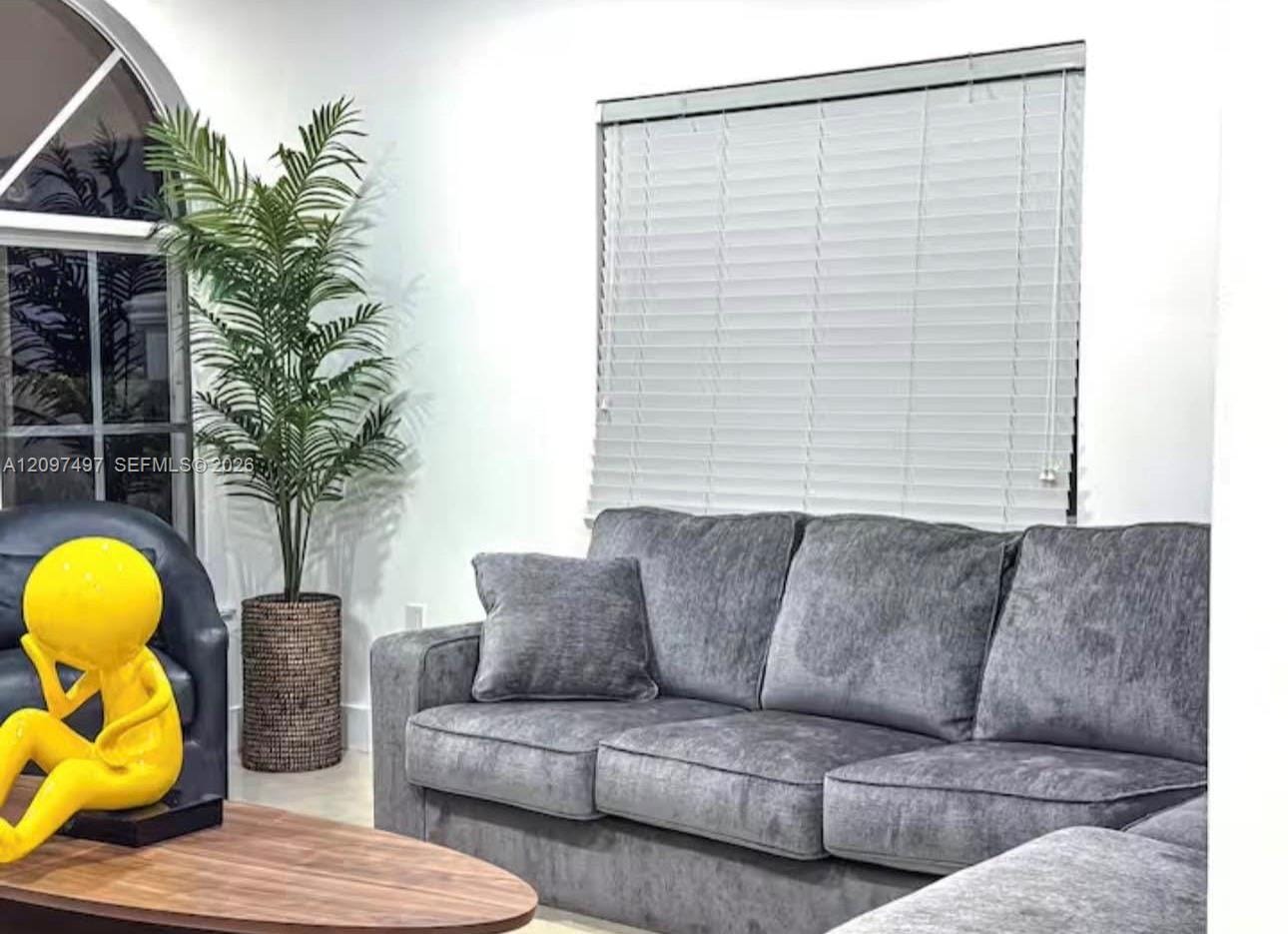15441 SW 11th Terrace ., Miami, FL 33194 photo 3