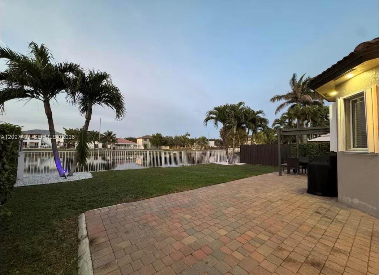 15441 SW 11th Terrace ., Miami, FL 33194 photo 9