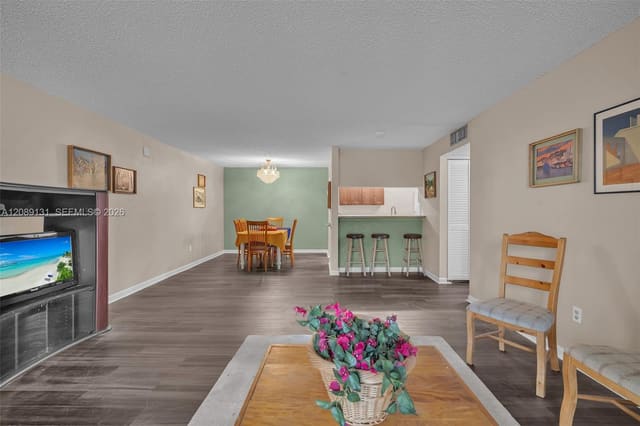 8600 SW 149th Avenue 614, Miami, FL 33193