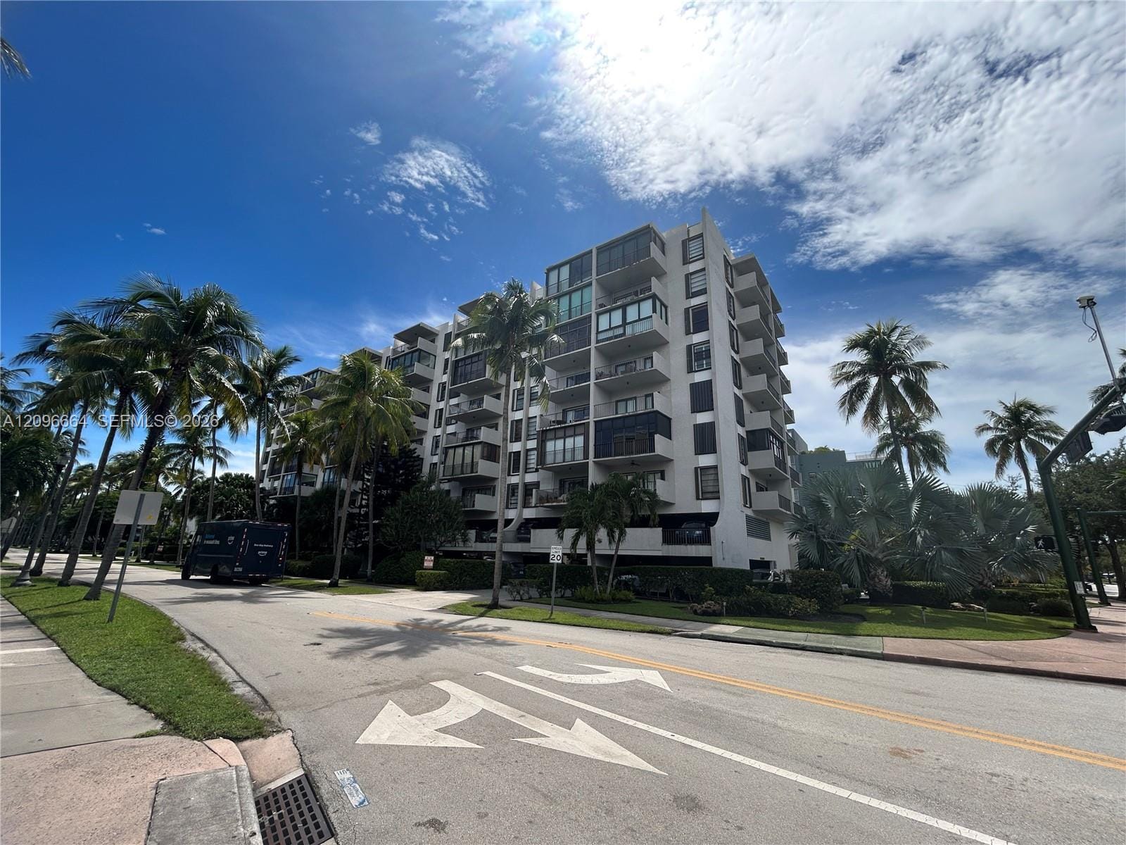575 Crandon Boulevard 911, Key Biscayne, FL 33149 photo 3