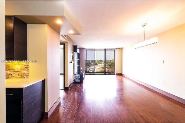 2500 NE 135th Street A407, North Miami, FL 33181