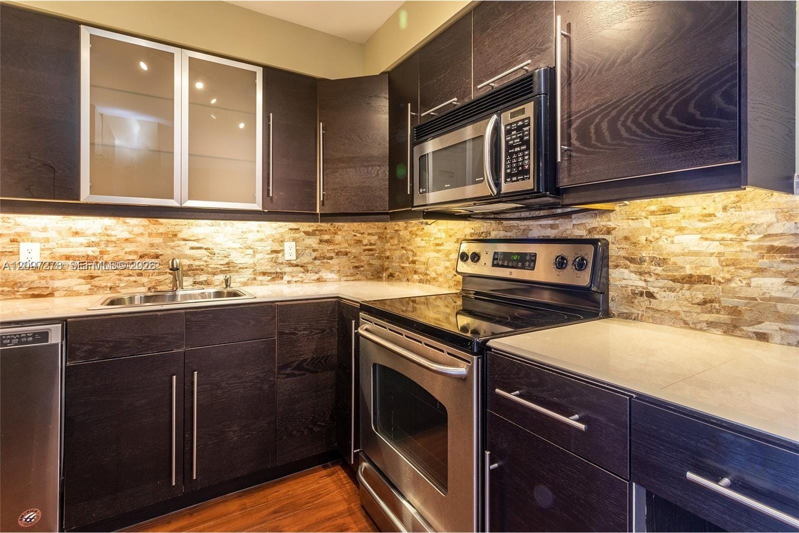 2500 NE 135th Street A407, North Miami, FL 33181 photo 4