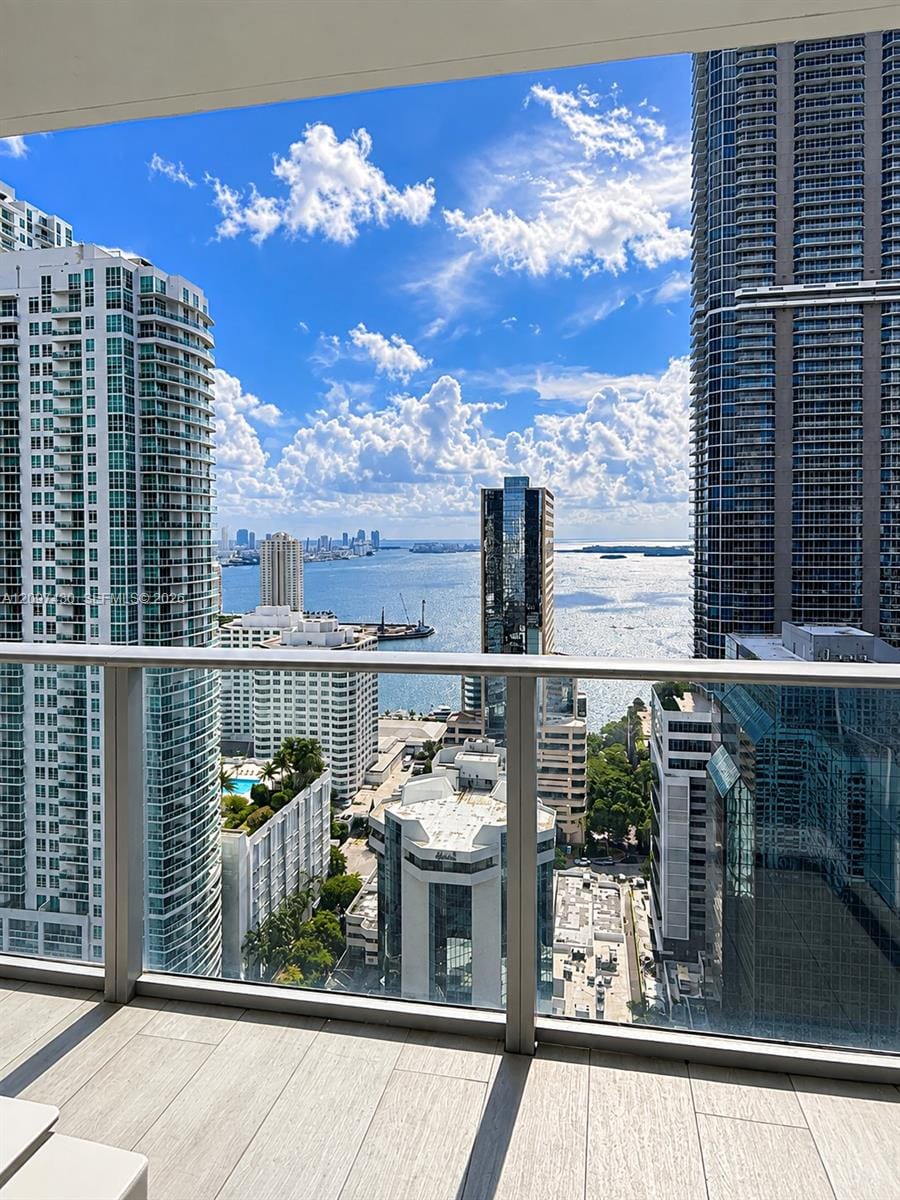 1010 Brickell Avenue 3103, Miami, FL 33131 photo 16