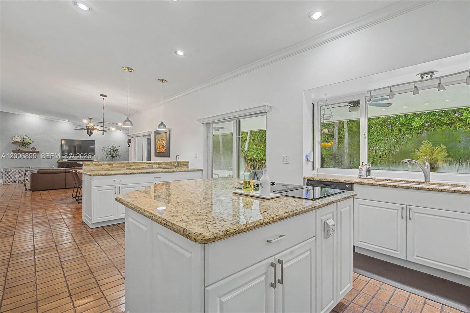 16100 SW 81st Avenue — photo 9