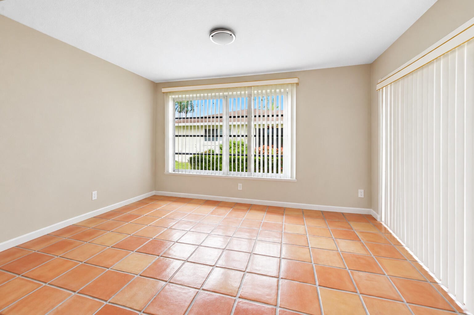 6801 Moonlit Drive — photo 10