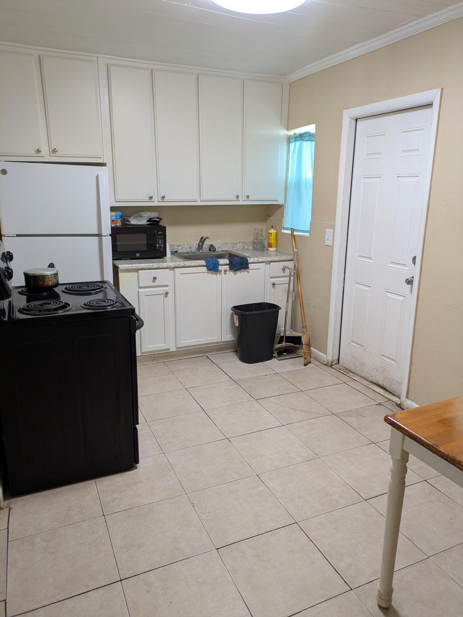 431 N 13TH Street, Fort Pierce, FL 34950 photo 7