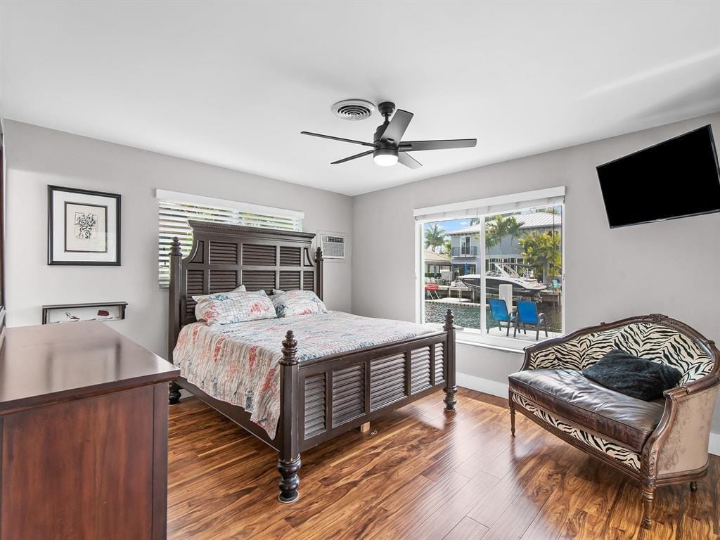 300 SE 10TH Street, Pompano Beach, FL 33060 photo 15