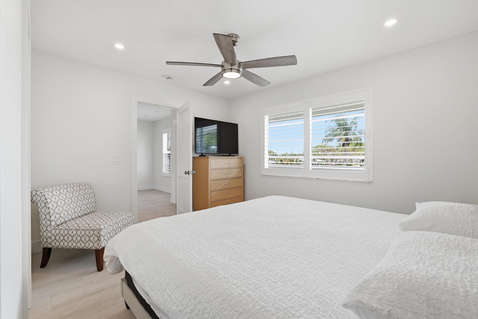 1011 Flame Vine Avenue 203 — photo 12