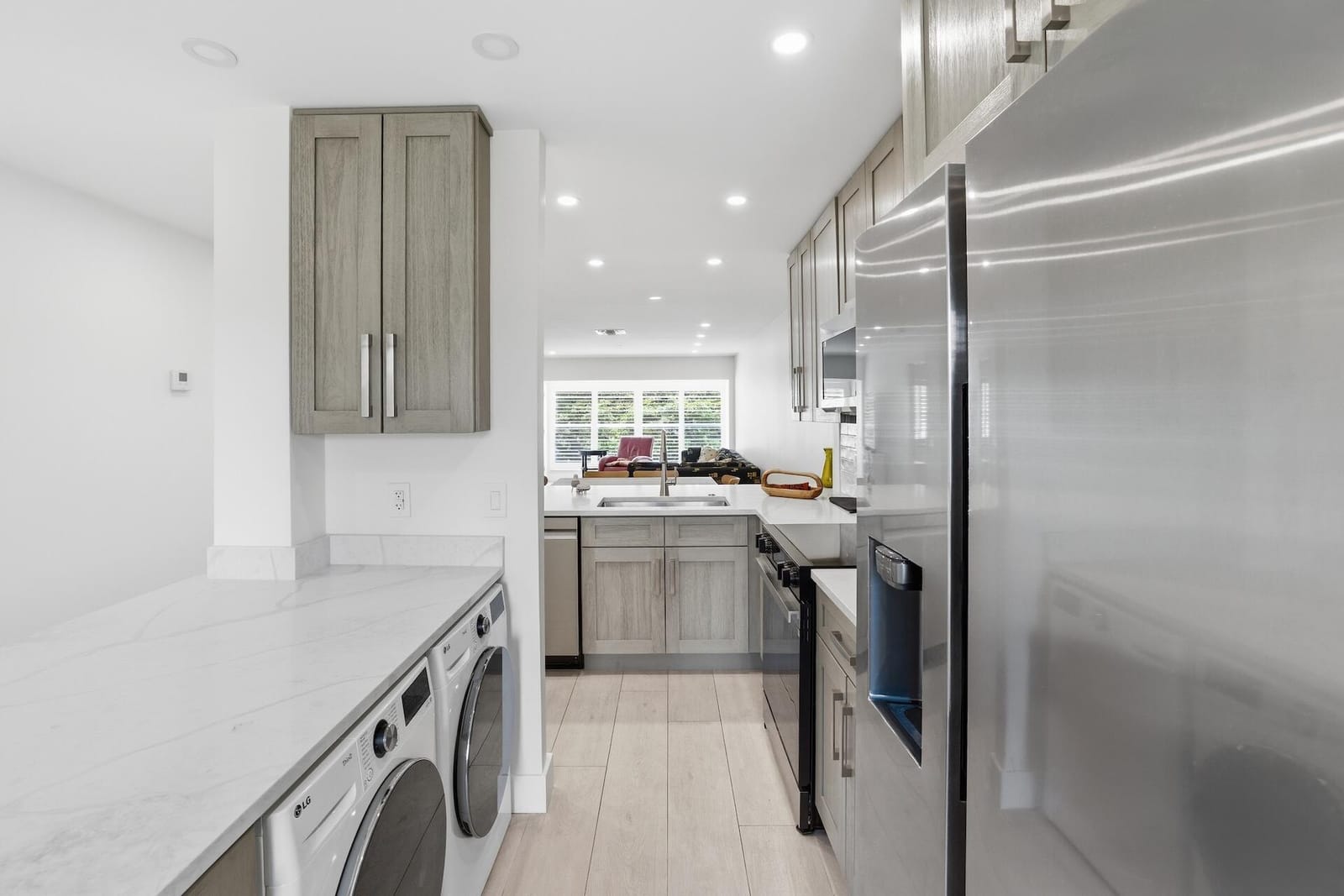 1011 Flame Vine Avenue 203 — photo 5