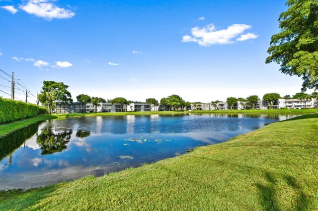15072 Ashland Place 124, Delray Beach, FL 33484