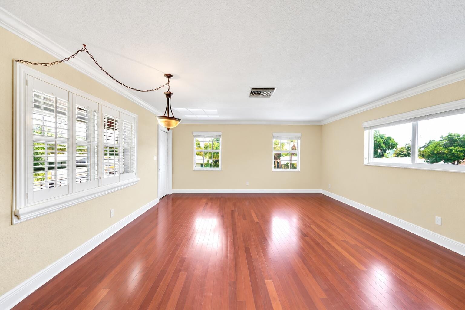 2701 MIDDLE RIVER Drive 11, Fort Lauderdale, FL 33306 - photo 1 of 30