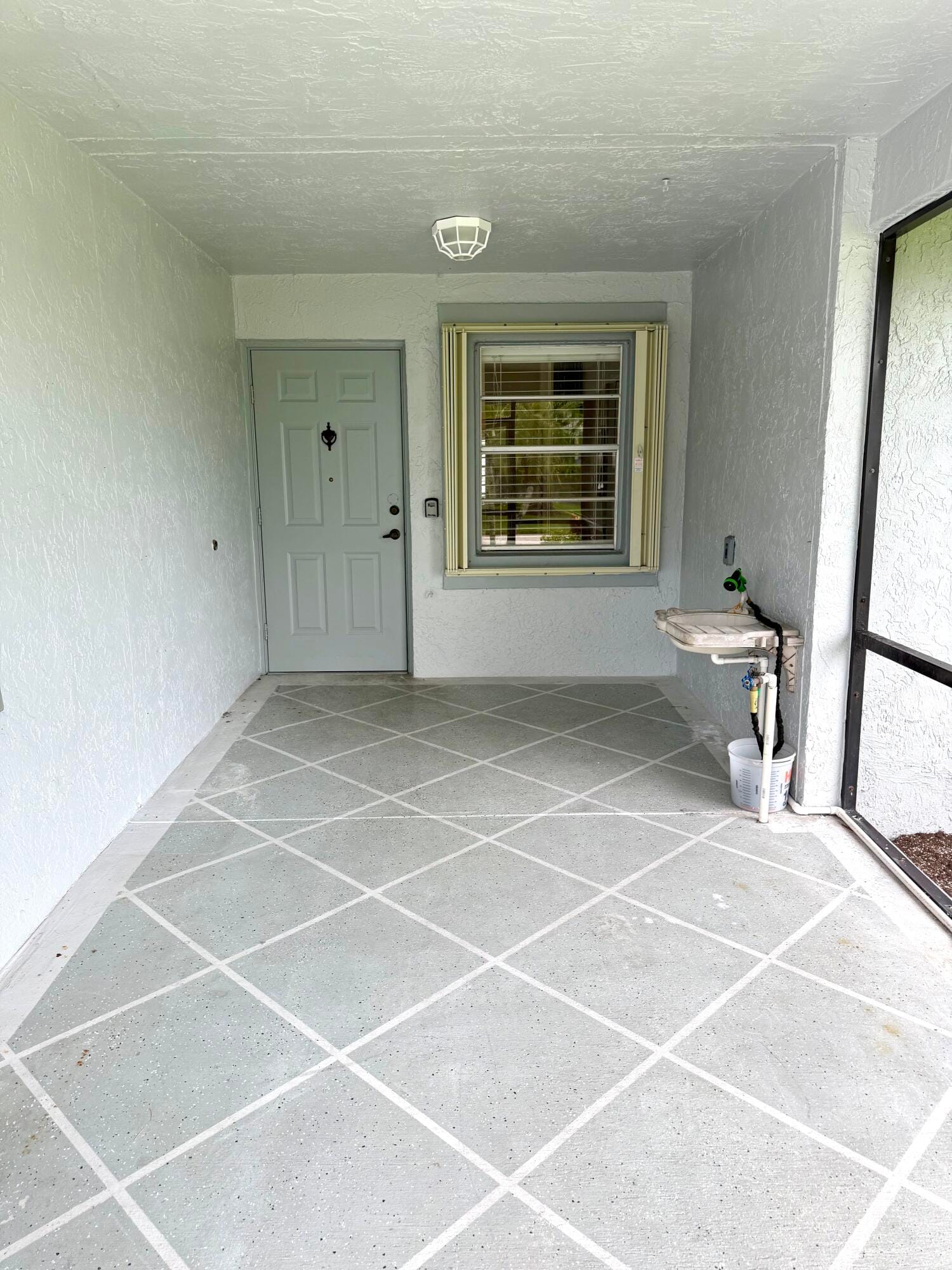 5253 Crystal Anne Drive — photo 3