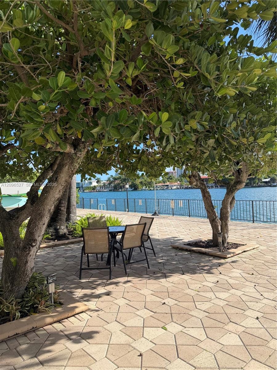 10101 E Bay Harbor Drive 210, Bay Harbor Islands, FL 33154 photo 4