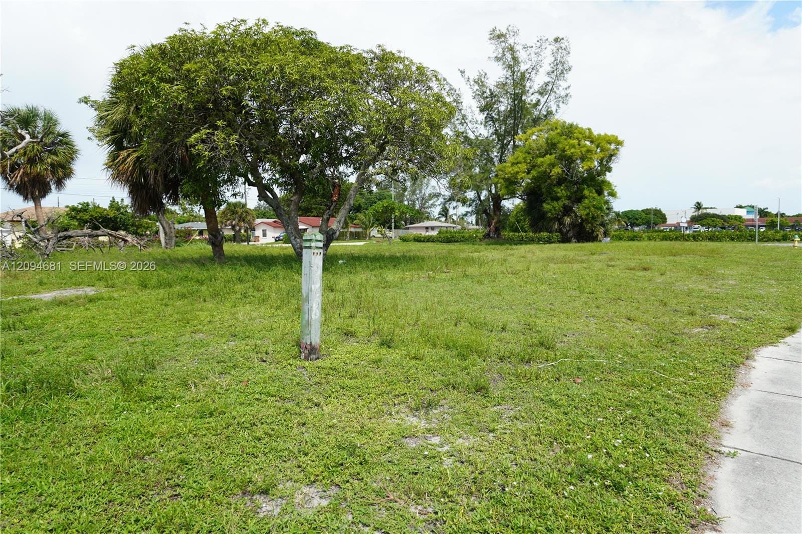 237 S Dixie Highway, Deerfield Beach, FL 33441 photo 2