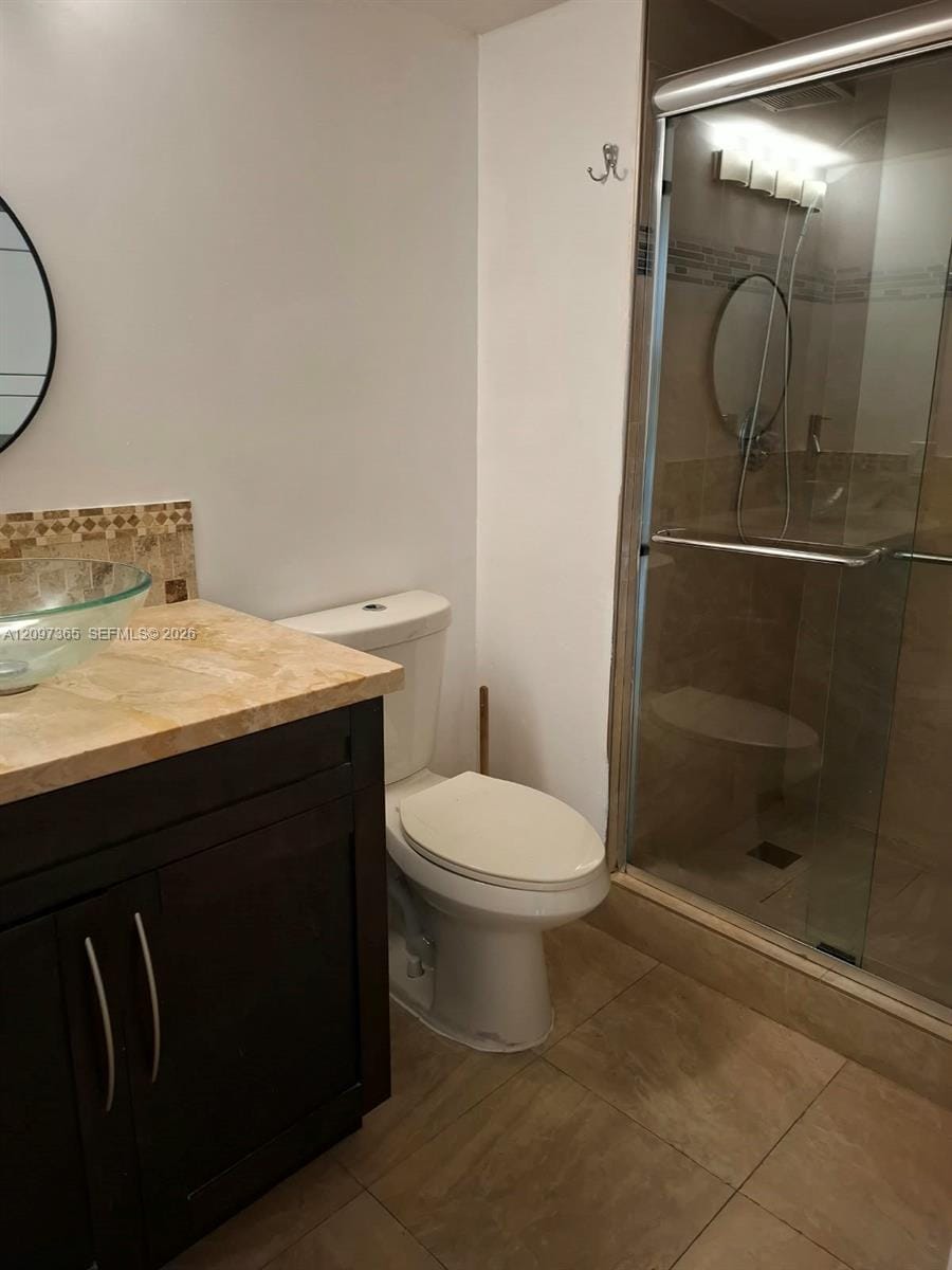 320 Racquet Club Road 104, Weston, FL 33326 photo 15